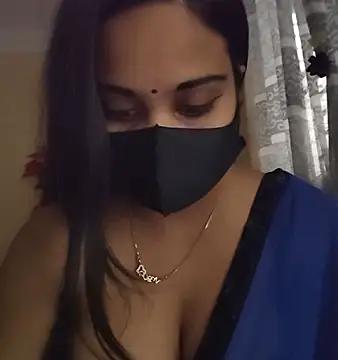 Snapshot of SimaRoy- chatting on 10-22-25, 12:44 SimaRoy- online show from 10-22-25, 12:44