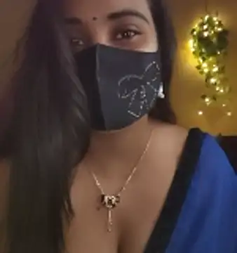 Snapshot of SimaRoy- chatting on 11-20-25, 01:06 SimaRoy- online show from 11-20-25, 01:06