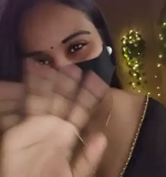 Snapshot of SimaRoy- chatting on 12-02-25, 01:11 SimaRoy- online show from 12-02-25, 01:11