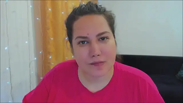 Snapshot of _madalexa_ chatting on 11-10-25, 12:15 madalexa online show from 11-10-25, 12:15