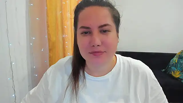 Snapshot of _madalexa_ chatting on 02-02-26, 01:10 madalexa online show from 02-02-26, 01:10