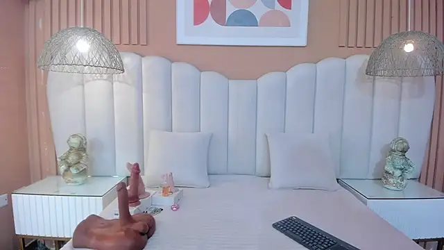 Snapshot of Sara_Vanegas chatting on 03-04-26, 11:49 Sara Vanegas online show from 03-04-26, 11:49