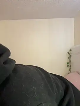 Megan Rodrigo online show from 02-19-26, 01:51