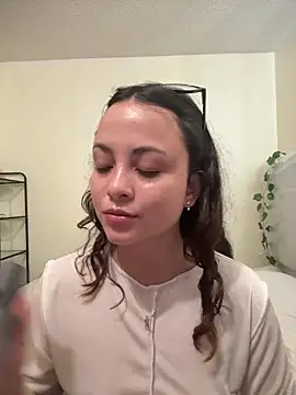 Megan Rodrigo online show from 03-19-26, 02:10