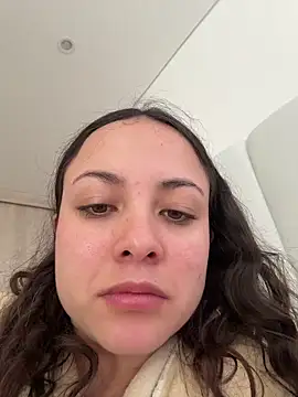 Snapshot of Megan_Rodrigo chatting on 06-01-26, 01:02 Megan Rodrigo online show from 06-01-26, 01:02