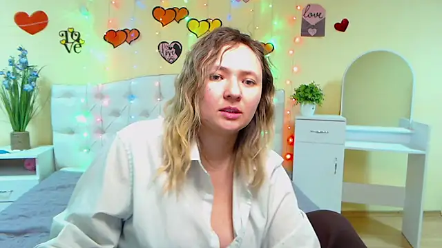 SallyVerda online show from 02-28-25, 03:48