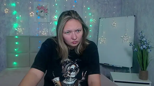 SallyVerda online show from 09-10-25, 05:24