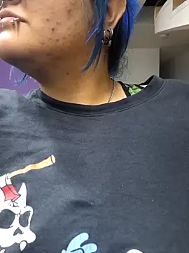 lucky-leah online show from 04-29-26, 04:05