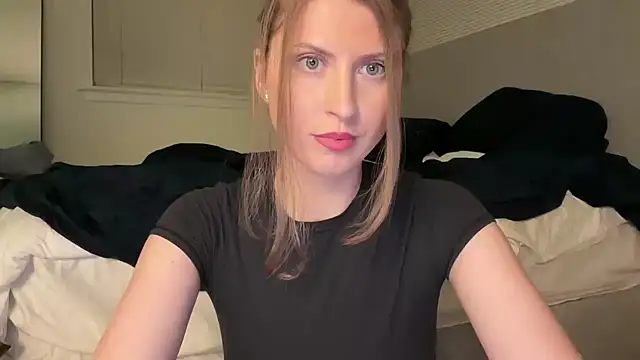 YUMIandbigWOLF online show from 07-28-26, 02:29