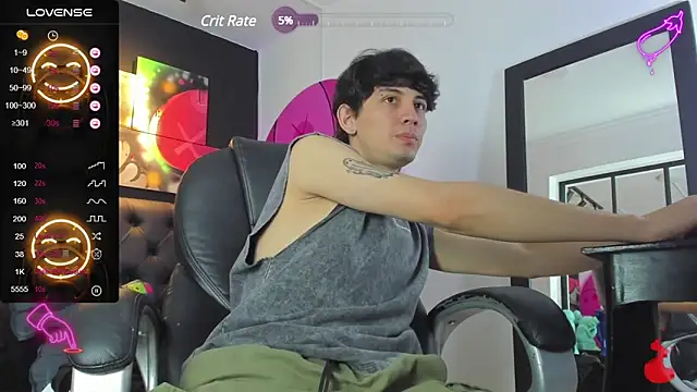 Santi delacruz online show from 02-05-25, 06:48