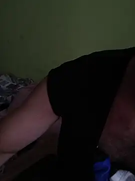 Snapshot of niesmialy39oon chatting on 10-16-25, 02:51 niesmialy39oon online show from 10-16-25, 02:51