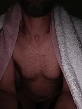 Snapshot of niesmialy39oon chatting on 12-05-25, 07:43 niesmialy39oon online show from 12-05-25, 07:43