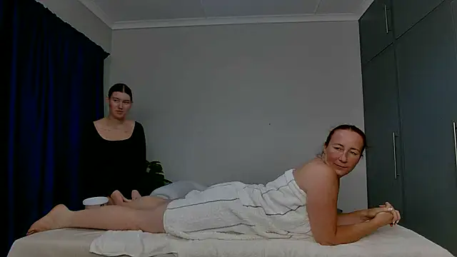 C1eopatra online show from 02-16-25, 06:32