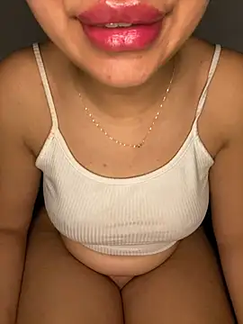 Snapshot of aya12aya chatting on 01-05-25, 11:59 aya12aya online show from 01-05-25, 11:59