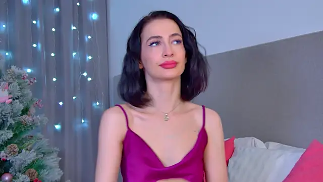 Snapshot of MarieKarma chatting on 12-25-24, 11:53 MarieKarma online show from 12-25-24, 11:53