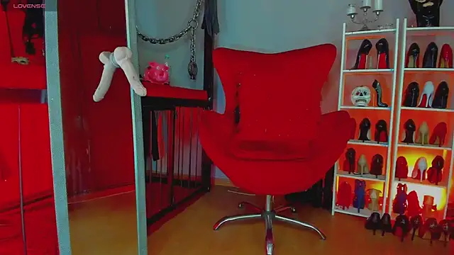Snapshot of MistressAndre chatting on 09-30-25, 09:09 MistressAndre online show from 09-30-25, 09:09