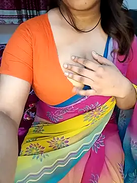 Snapshot of Dayna-36 chatting on 11-09-25, 03:43 Dayna-36 online show from 11-09-25, 03:43