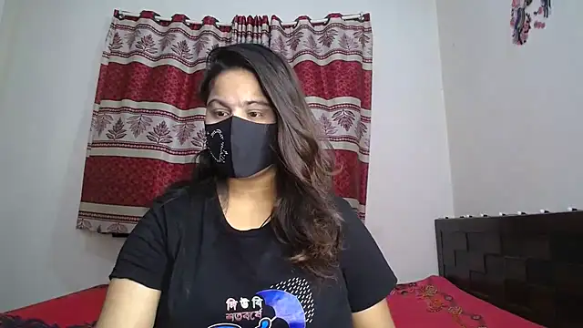 Snapshot of Dayna-36 chatting on 11-27-25, 02:52 Dayna-36 online show from 11-27-25, 02:52