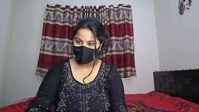 Snapshot of Dayna-36 chatting on 01-14-26, 03:39 Dayna-36 online show from 01-14-26, 03:39