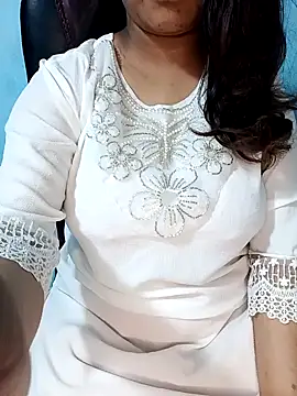 Snapshot of Dayna-36 chatting on 03-08-26, 03:49 Dayna-36 online show from 03-08-26, 03:49