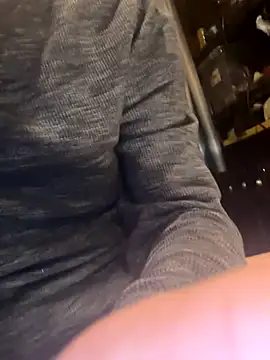 Snapshot of Haztogo4me chatting on 12-01-25, 02:22 Haztogo4me online show from 12-01-25, 02:22