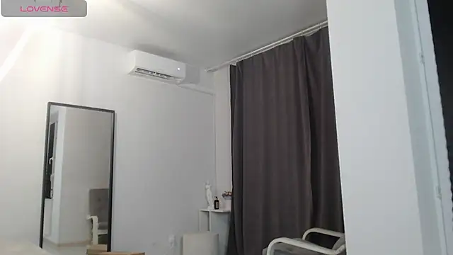 LanaDreamX online show from 07-29-26, 01:59