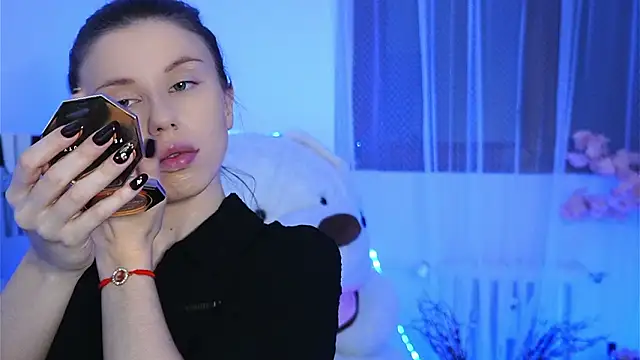 ivyleague  online show from 03-07-26, 06:16