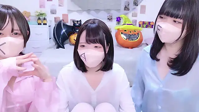 Snapshot of 963_kurumi chatting on 10-27-25, 09:24 963 kurumi online show from 10-27-25, 09:24