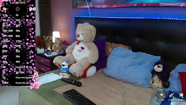 Snapshot of Nadia_84 chatting on 03-14-25, 08:38 Nadia 84 online show from 03-14-25, 08:38