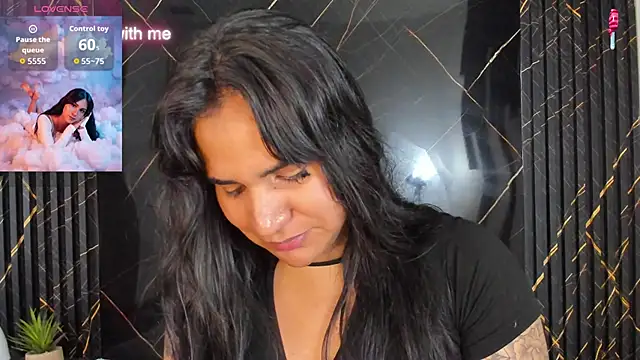 Kagome01 online show from 10-19-25, 01:12