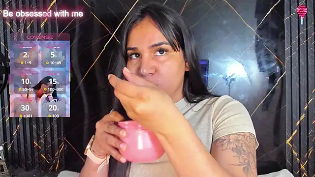 Kagome01 online show from 11-05-25, 01:00