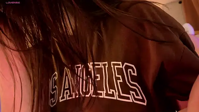 Snapshot of KaylaCollinsX chatting on 12-16-25, 12:26 KaylaCollinsX online show from 12-16-25, 12:26