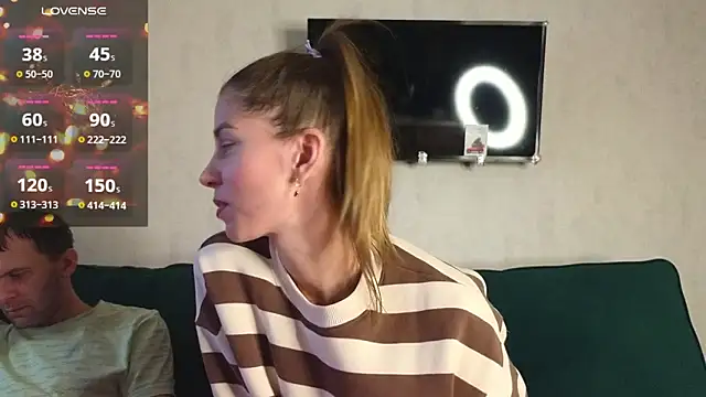 Snapshot of FoxLoveBasik chatting on 01-21-25, 12:39 FoxLoveBasik online show from 01-21-25, 12:39