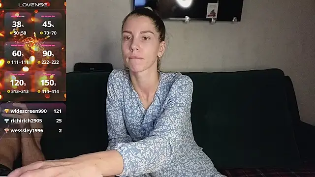 Snapshot of FoxLoveBasik chatting on 02-23-25, 05:39 FoxLoveBasik online show from 02-23-25, 05:39