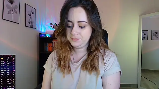 Snapshot of miss_seline chatting on 12-14-25, 10:47 miss seline online show from 12-14-25, 10:47