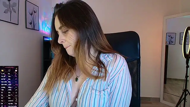 Snapshot of miss_seline chatting on 01-10-26, 12:34 miss seline online show from 01-10-26, 12:34