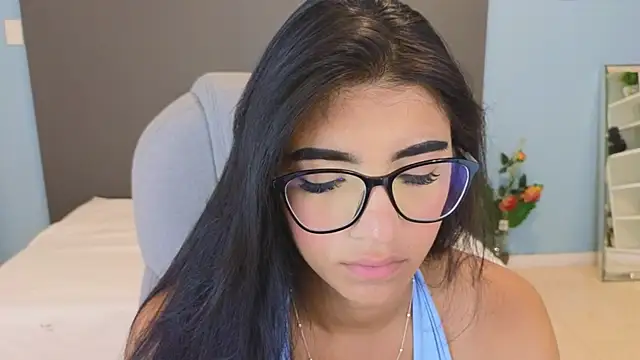 Snapshot of maiaa_ruiz chatting on 10-16-25, 02:51 maiaa ruiz online show from 10-16-25, 02:51