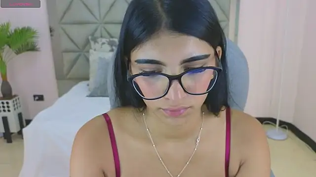 Snapshot of maiaa_ruiz chatting on 11-12-25, 03:01 maiaa ruiz online show from 11-12-25, 03:01