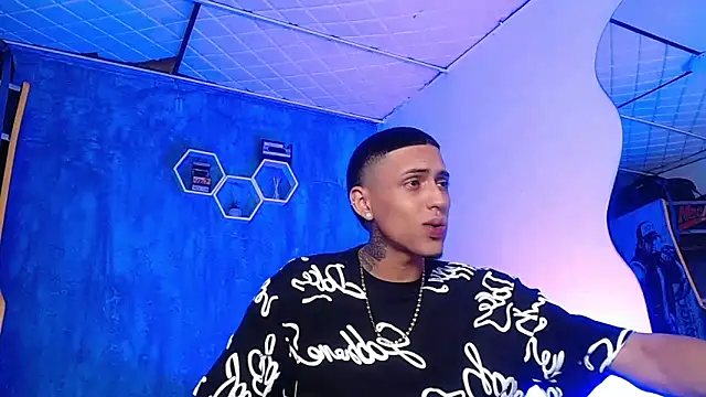 Liam lee online show from 02-20-25, 04:14