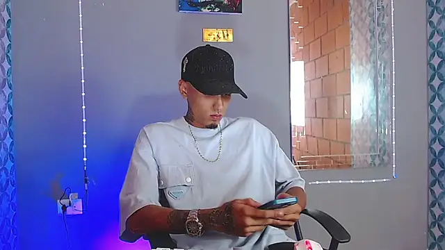 Liam lee online show from 07-11-26, 09:16