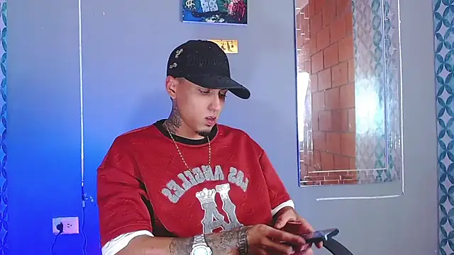 Liam lee online show from 07-19-26, 07:06