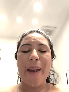 Francesca ferrari online show from 02-07-25, 01:25