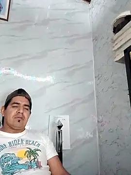 latino17 online show from 05-16-26, 06:32