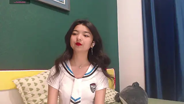 Shy Kira online show from 06-14-26, 09:44
