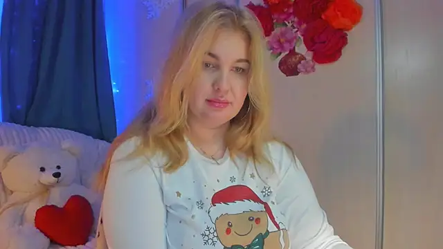 CoraSwon online show from 01-22-25, 07:35