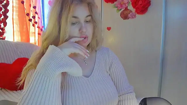 CoraSwon online show from 02-23-25, 10:17