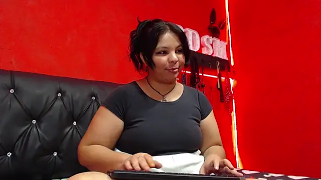 Snapshot of slave_latina7 chatting on 12-07-24, 01:36 slave latina7 online show from 12-07-24, 01:36