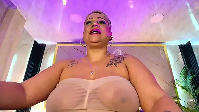 GianellaCox  online show from 03-14-25, 01:35