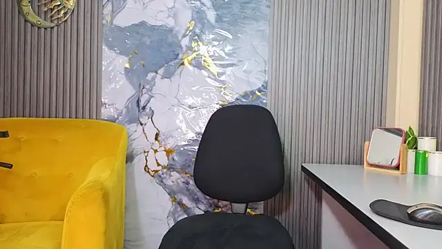 GianellaCox  online show from 02-07-26, 12:42