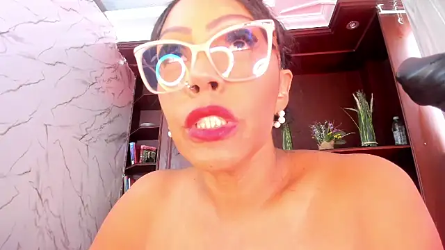 AmberNix online show from 03-07-25, 08:00